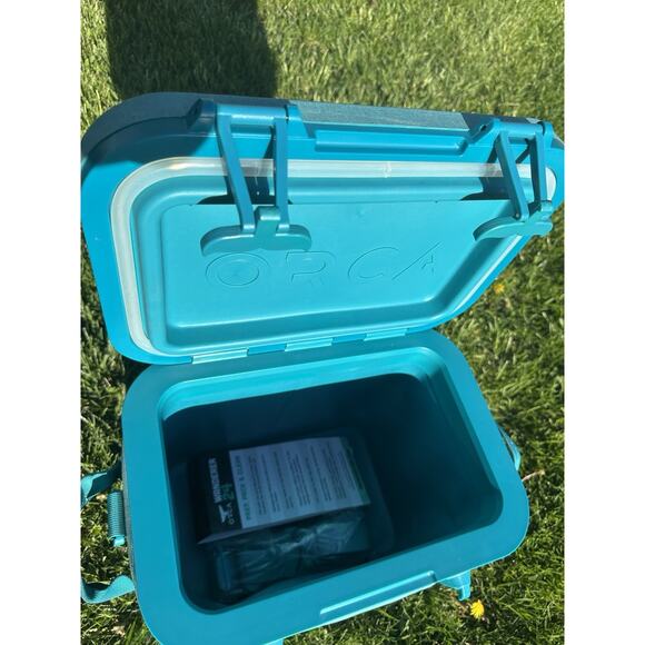 ORCA Wanderer 24 Can Soft Sided Cooler Insulated Ice Chest, Blue, $249 In Store - Picture 10 of 14